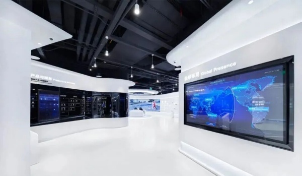 移遠科技展廳：解鎖萬物互聯的未來秘境