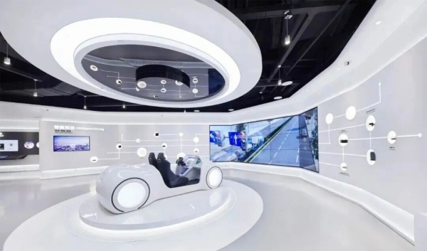 移遠科技展廳：解鎖萬物互聯的未來秘境